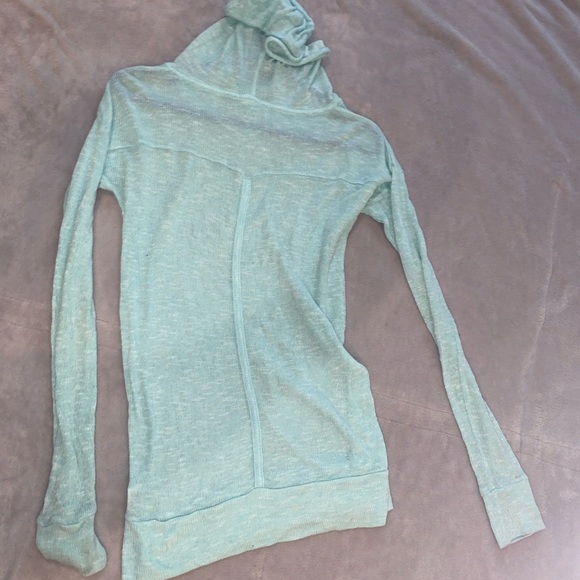 Sweater - Picture 4 of 4